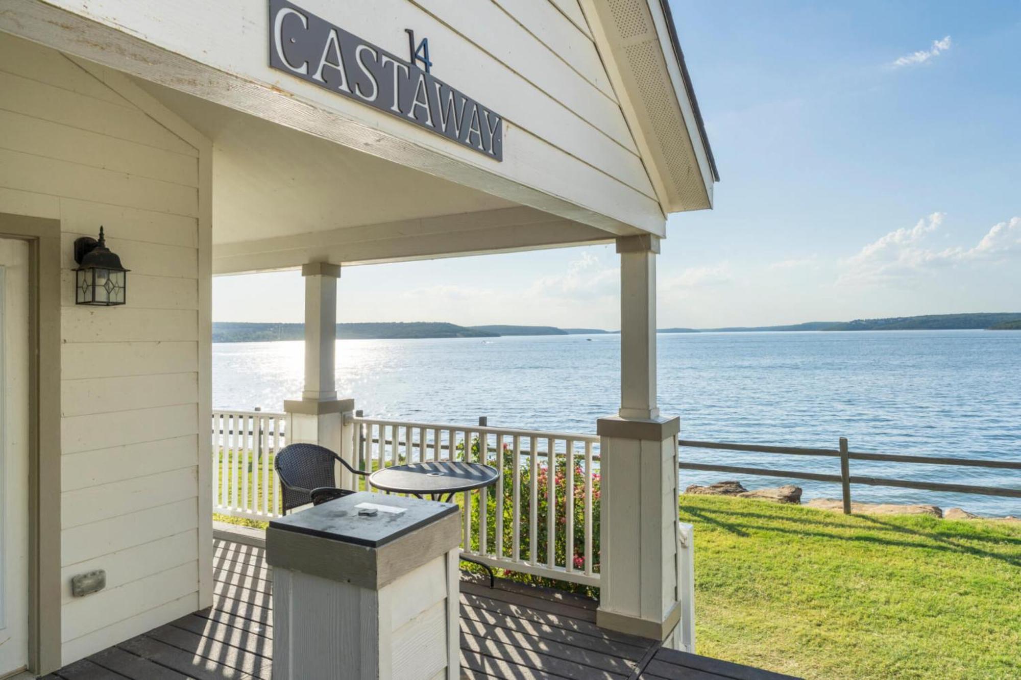 Crosstimbers Marina And Cottages Sperry Exterior photo